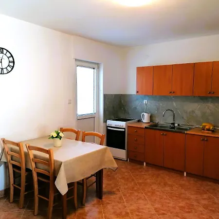 Apartment Karlo - City Center Pag Town Zewnętrze zdjęcie