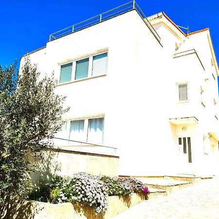 Apartment Karlo - City Center Pag Town Zewnętrze zdjęcie