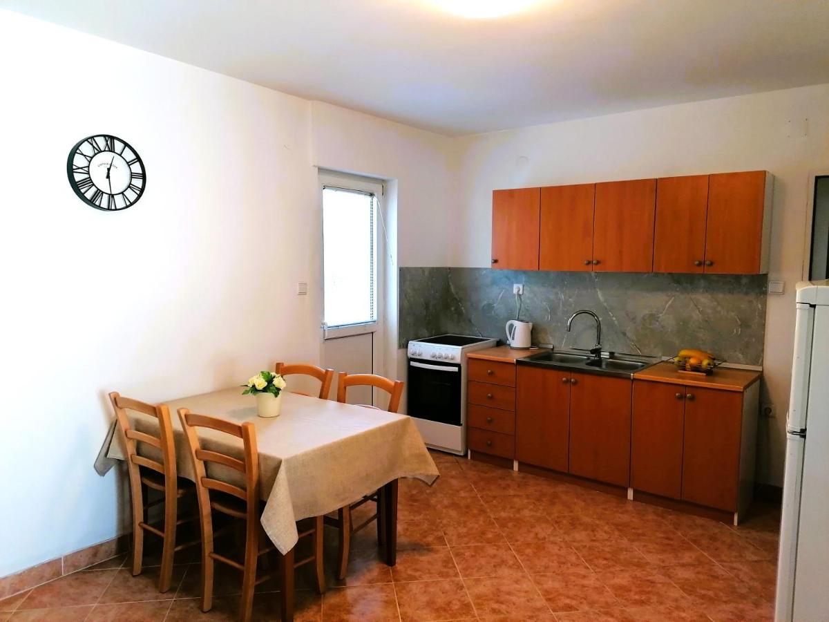 Karlo - Center Apartment